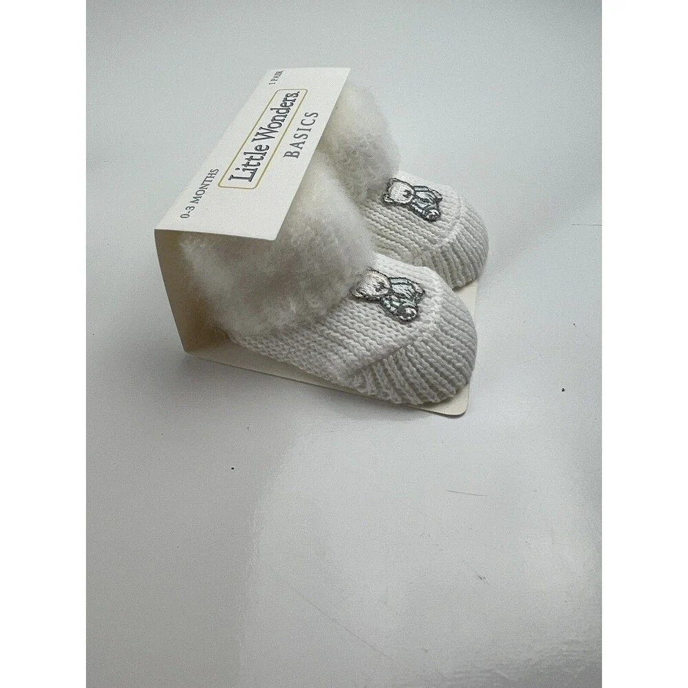 NEW Little Wonders Basics 0-3 Months Bootie Socks Bear Patch Baby Shower Gift